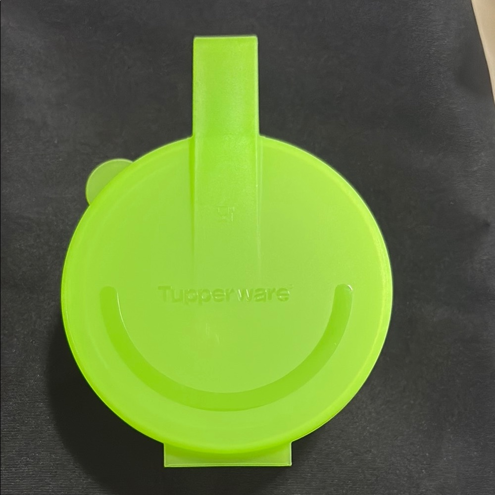 New Tupperware Neon Green Forget Me Not